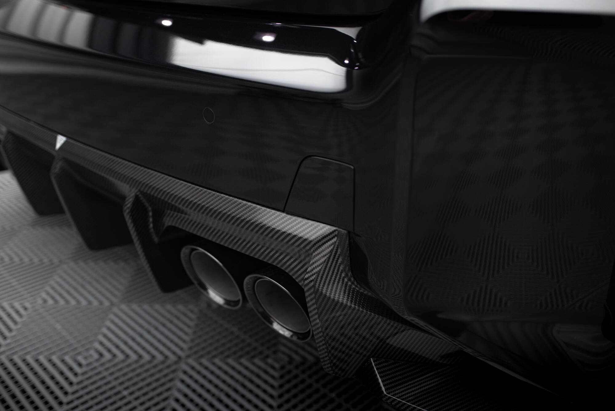 Maxton Design carbon diffuser voor BMW M2 G87 (vanaf 2023) - Afbeelding 3